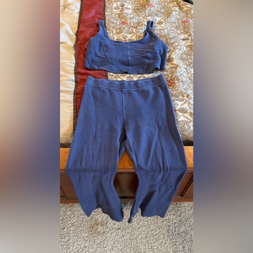 Offline by aerie athleisure waffle knit set corset top (XL) & flare pants (L)